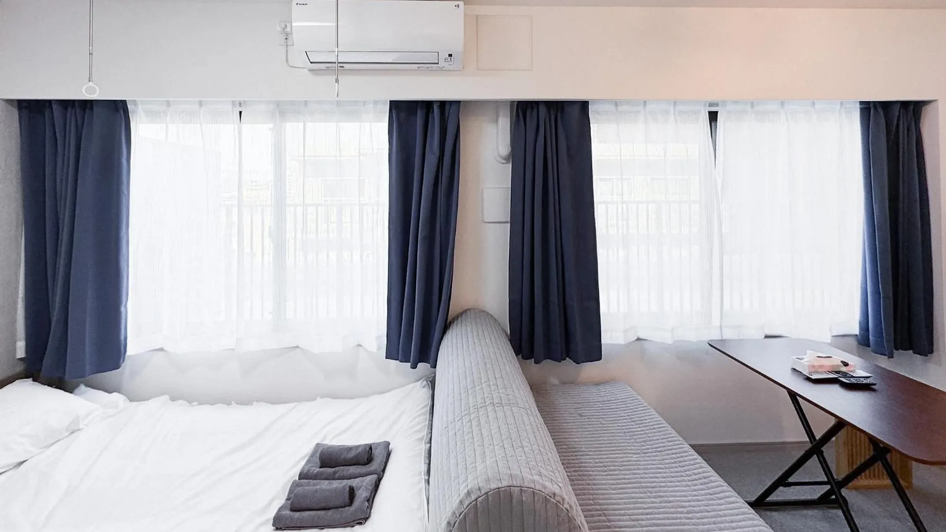 Triphome Shinjuku East 4F Tokyo Apartment