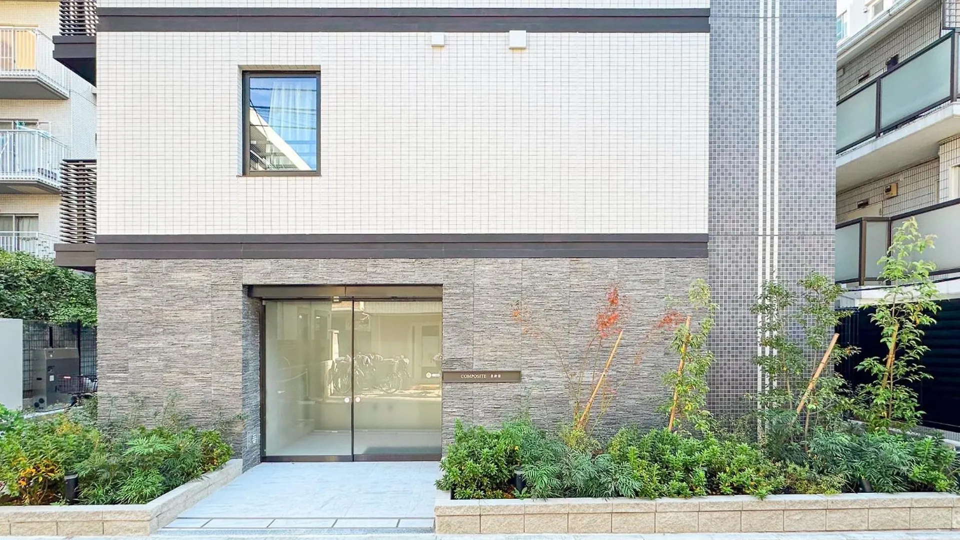 Апартаменты Triphome Shinjuku East 4F Токио
